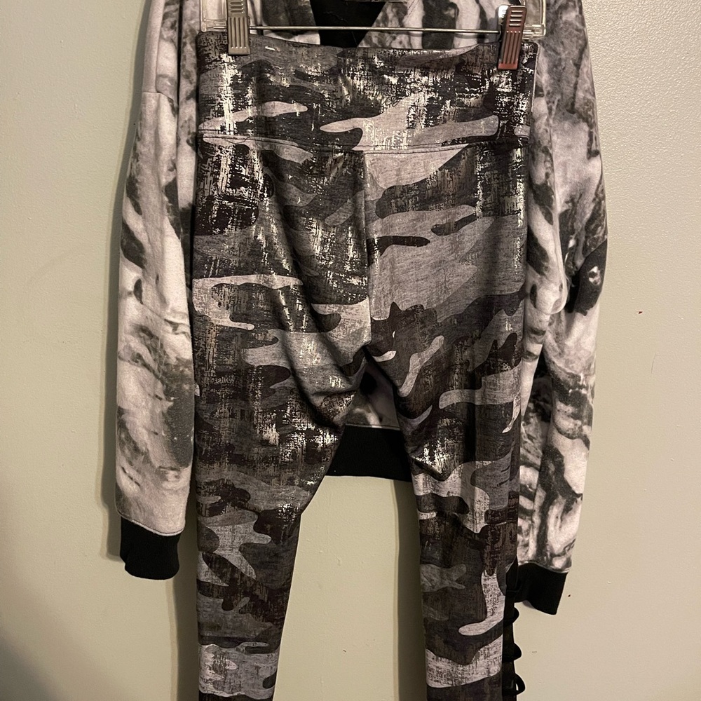 Girls 2 piece set